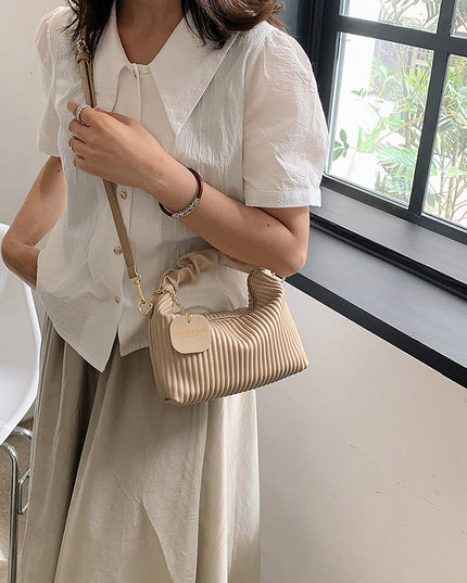 Simple Elegant Temperament Messenger Bags