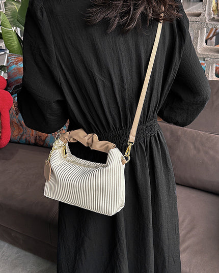 Simple Elegant Temperament Messenger Bags